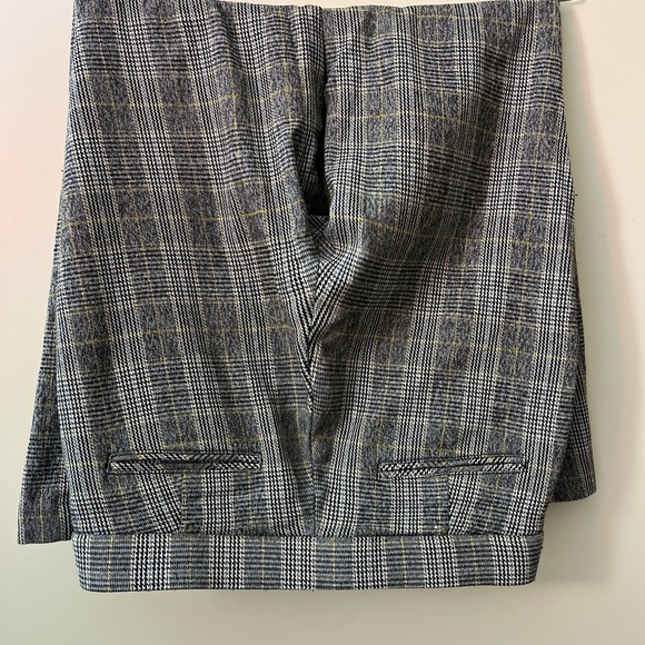 Black and white square pants - Picture 2 of 3